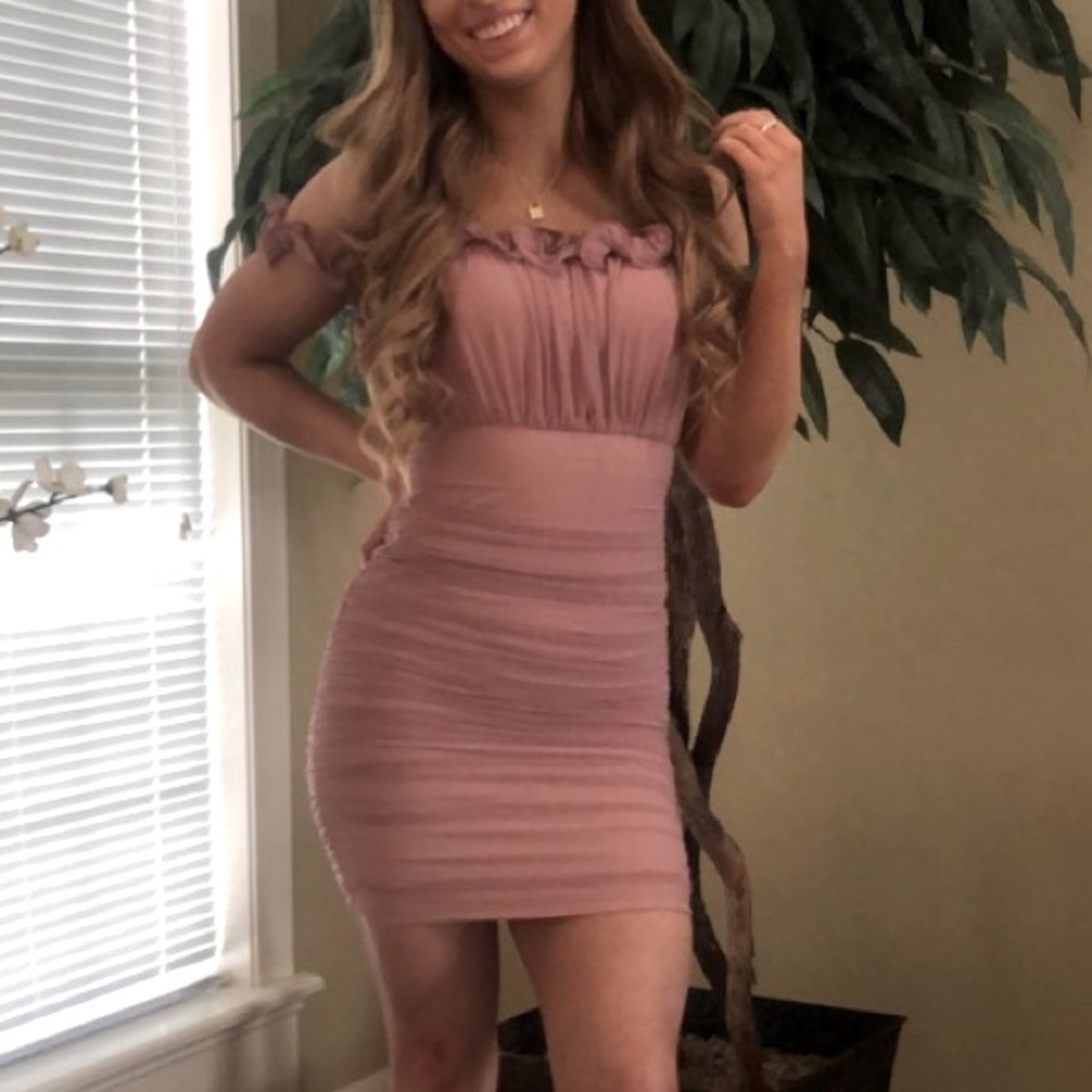 Mauve pink ruched mini dress